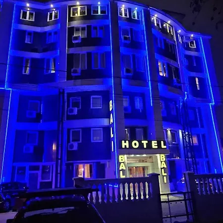 Hotel Bali Colosseum 4*