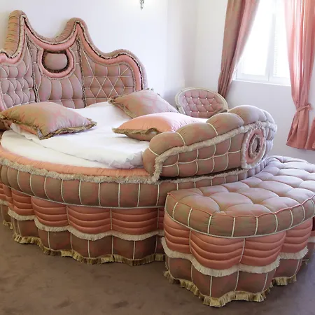 Bali Colosseum 4* Belgrade